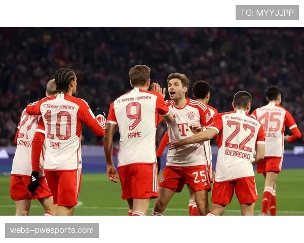 德甲第26轮前瞻:拜仁vs莱比锡,图赫尔与罗斯的高位逼抢战术对决 德甲第26轮前瞻:拜仁vs莱比锡,图赫尔与罗斯的高位逼抢战术对决